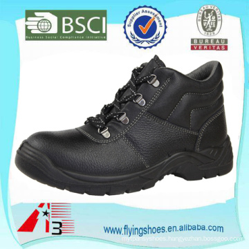 black work boot with steel toe